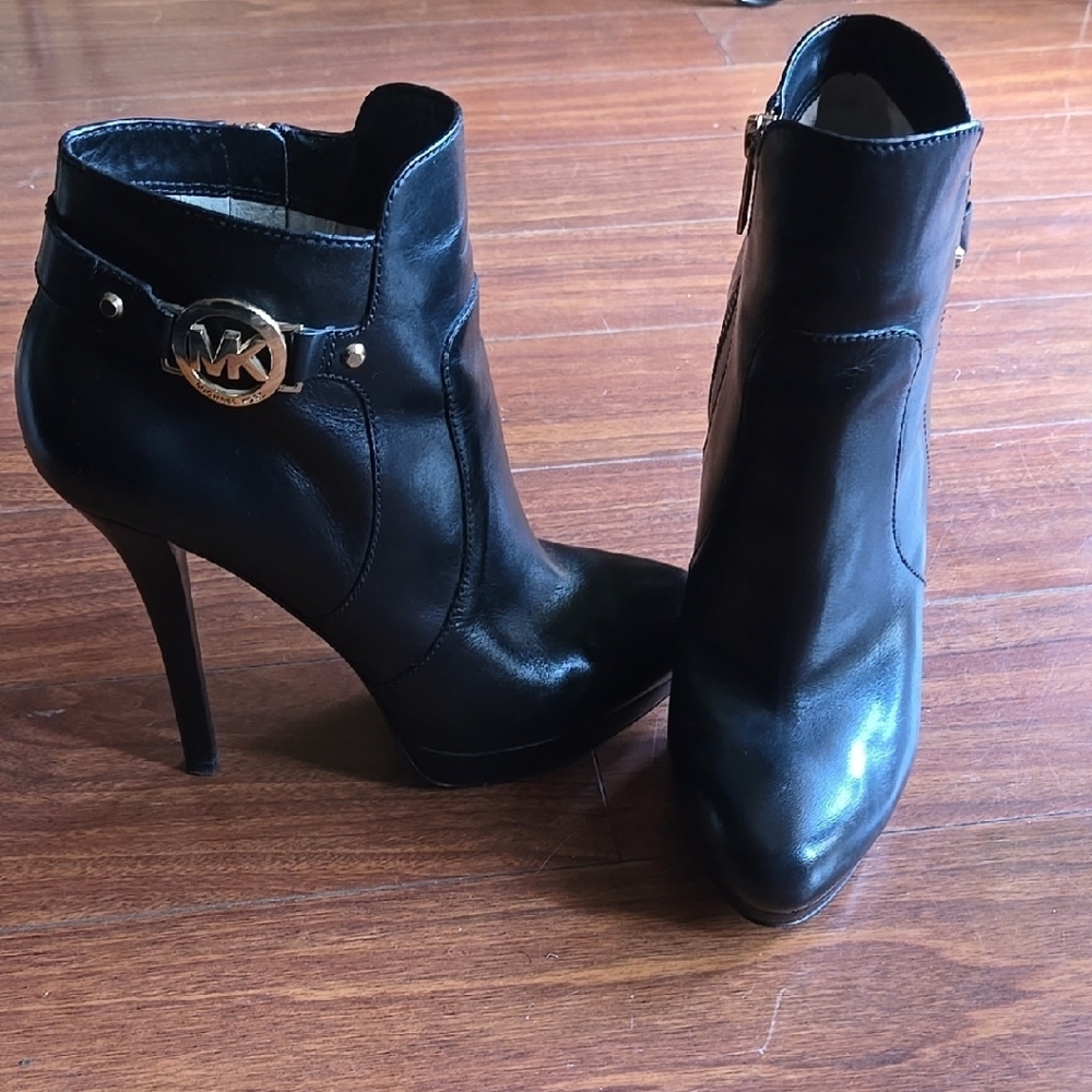 Michael Kors Black Women's Ankle Boots